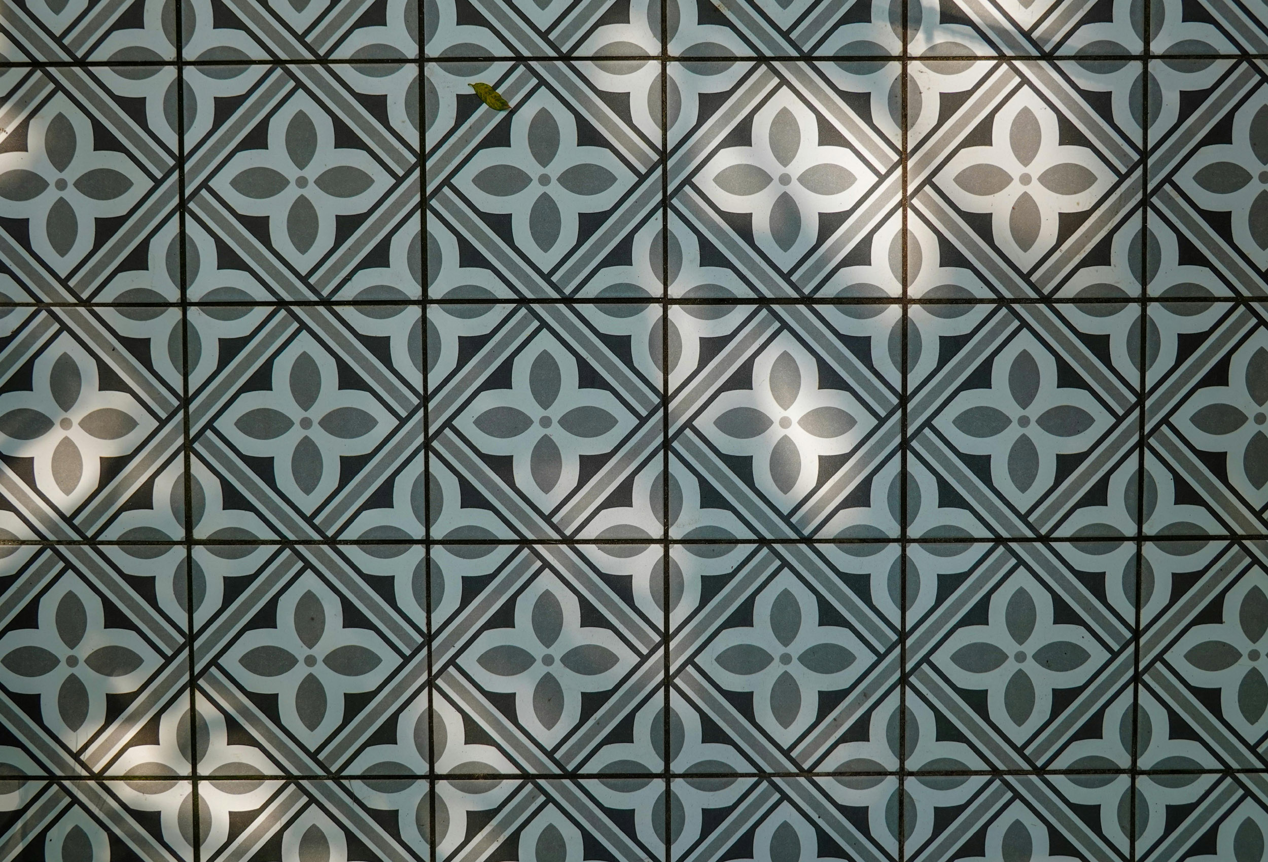 A Guide to Limestone Wall Tiles